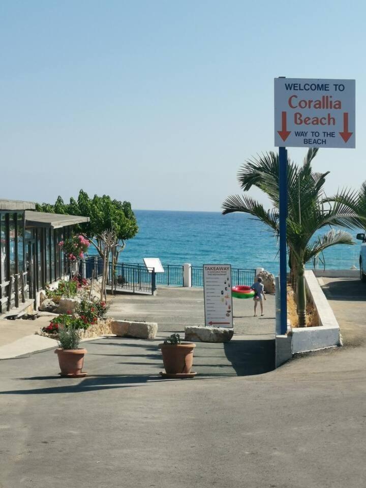 Serenity Corner Paphos Exteriör bild